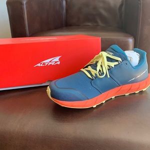 Altra Men’s Superior 5. Size 10